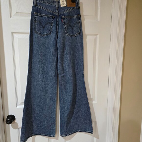 Levis Premium Women High Loose Flare Jeans Distressed Wide Leg Size 25x32 NWT - Picture 9 of 14